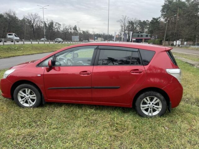 Червоний Тойота Версо, об'ємом двигуна 2 л та пробігом 225 тис. км за 8836 $, фото 5 на Automoto.ua