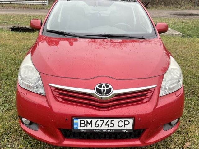 Червоний Тойота Версо, об'ємом двигуна 2 л та пробігом 225 тис. км за 8836 $, фото 2 на Automoto.ua