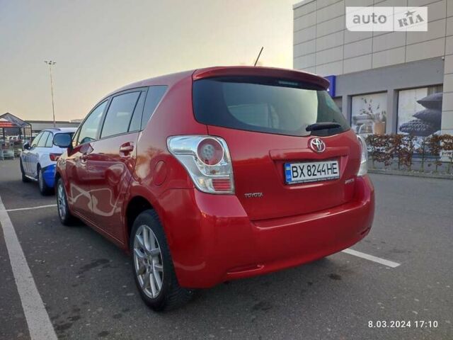 Красный Тойота Версо, объемом двигателя 2.23 л и пробегом 252 тыс. км за 10319 $, фото 11 на Automoto.ua