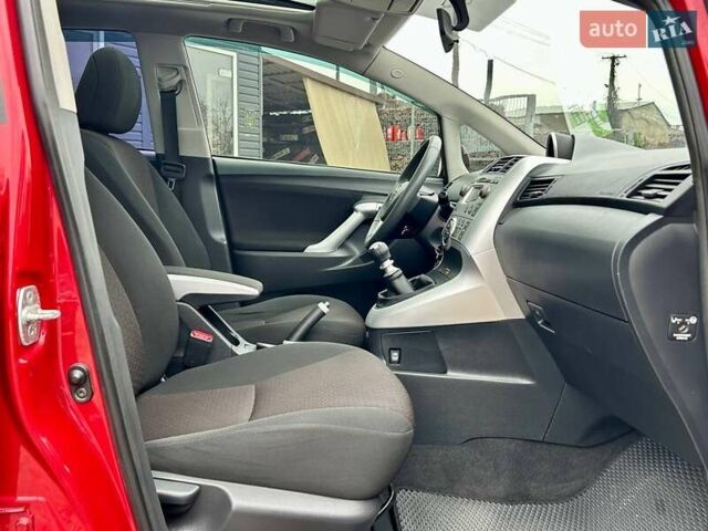 Красный Тойота Версо, объемом двигателя 2 л и пробегом 175 тыс. км за 8700 $, фото 34 на Automoto.ua