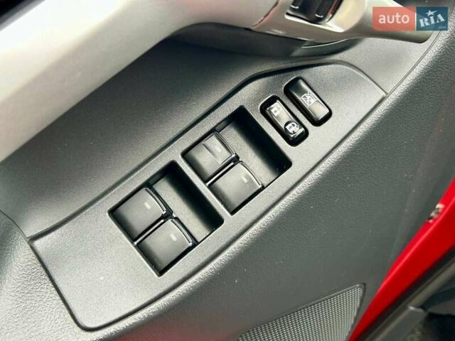 Красный Тойота Версо, объемом двигателя 2 л и пробегом 175 тыс. км за 8700 $, фото 10 на Automoto.ua