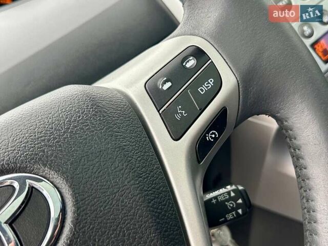 Красный Тойота Версо, объемом двигателя 2 л и пробегом 175 тыс. км за 8700 $, фото 18 на Automoto.ua