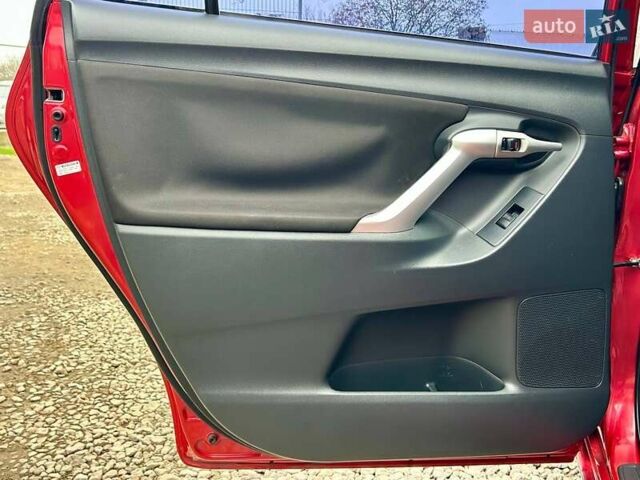 Красный Тойота Версо, объемом двигателя 2 л и пробегом 175 тыс. км за 8700 $, фото 26 на Automoto.ua