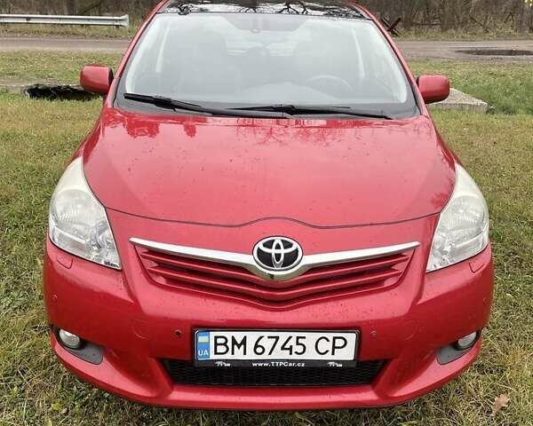 Красный Тойота Версо, объемом двигателя 2 л и пробегом 225 тыс. км за 8836 $, фото 1 на Automoto.ua