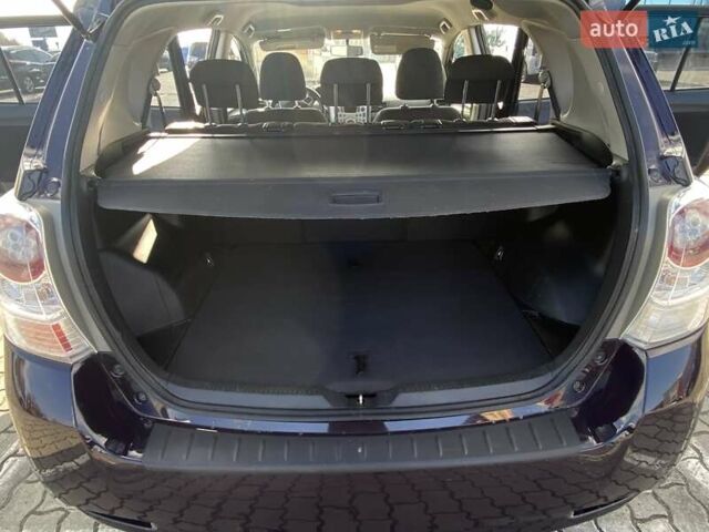 Тойота Версо, об'ємом двигуна 2 л та пробігом 292 тис. км за 8100 $, фото 10 на Automoto.ua