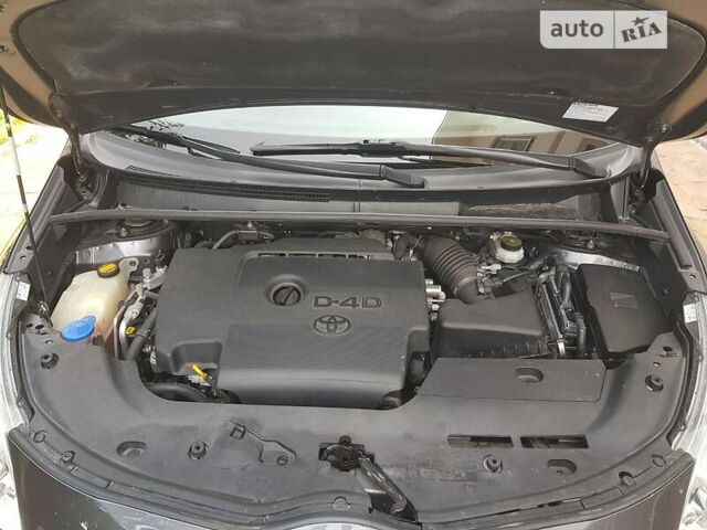 Тойота Версо, об'ємом двигуна 2 л та пробігом 187 тис. км за 8999 $, фото 13 на Automoto.ua