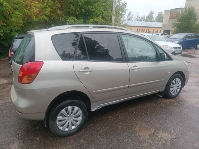 Сірий Тойота Версо, об'ємом двигуна 2 л та пробігом 345 тис. км за 2500 $, фото 3 на Automoto.ua