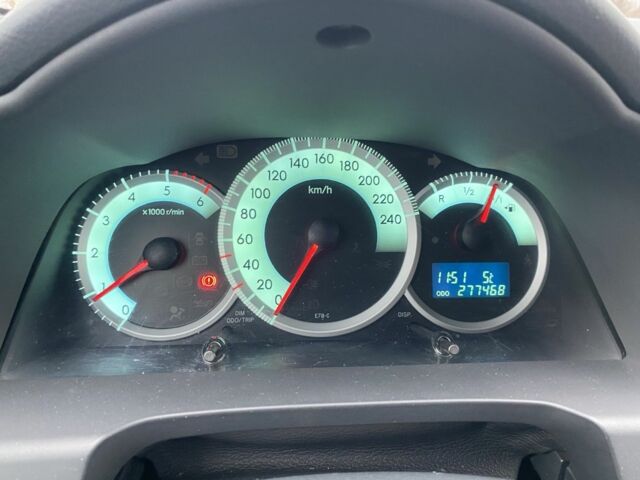 Сірий Тойота Версо, об'ємом двигуна 2.2 л та пробігом 277 тис. км за 6800 $, фото 7 на Automoto.ua