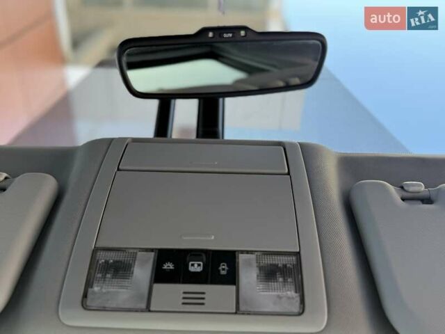 Серый Тойота Версо, объемом двигателя 2.2 л и пробегом 170 тыс. км за 10700 $, фото 48 на Automoto.ua