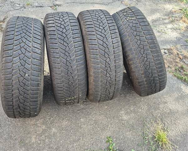 Сірий Тойота Версо, об'ємом двигуна 2 л та пробігом 220 тис. км за 9999 $, фото 46 на Automoto.ua