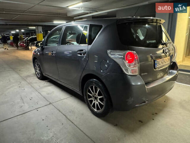 Сірий Тойота Версо, об'ємом двигуна 2 л та пробігом 380 тис. км за 6900 $, фото 22 на Automoto.ua