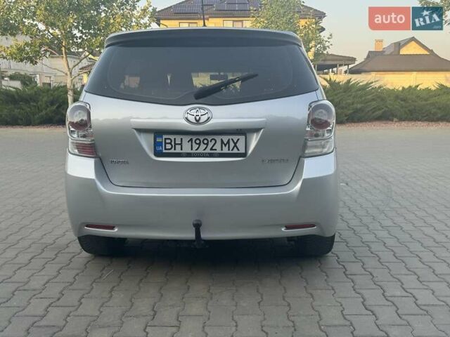 Серый Тойота Версо, объемом двигателя 2.23 л и пробегом 192 тыс. км за 8999 $, фото 64 на Automoto.ua