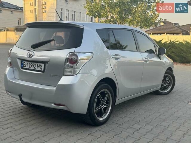 Серый Тойота Версо, объемом двигателя 2.23 л и пробегом 192 тыс. км за 8999 $, фото 17 на Automoto.ua