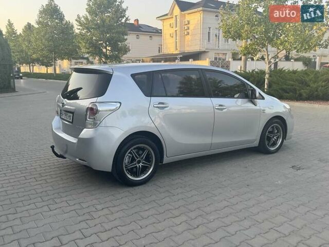 Серый Тойота Версо, объемом двигателя 2.23 л и пробегом 192 тыс. км за 8999 $, фото 59 на Automoto.ua