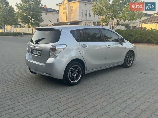 Серый Тойота Версо, объемом двигателя 2.23 л и пробегом 192 тыс. км за 8999 $, фото 57 на Automoto.ua