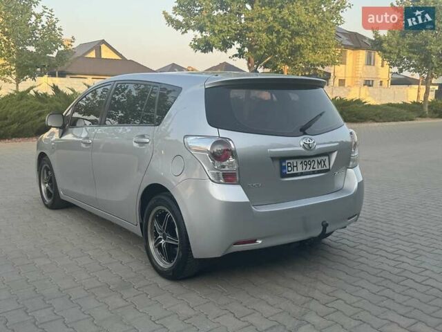 Серый Тойота Версо, объемом двигателя 2.23 л и пробегом 192 тыс. км за 8999 $, фото 71 на Automoto.ua