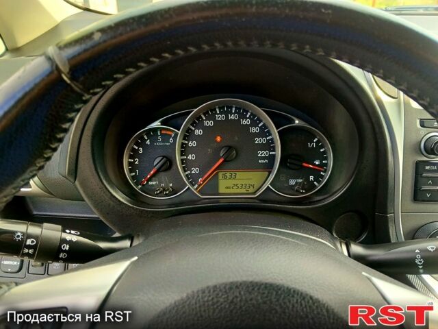 Серый Тойота Версо, объемом двигателя 1.4 л и пробегом 250 тыс. км за 8000 $, фото 3 на Automoto.ua