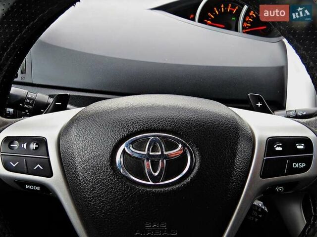 Серый Тойота Версо, объемом двигателя 2.23 л и пробегом 265 тыс. км за 8950 $, фото 8 на Automoto.ua
