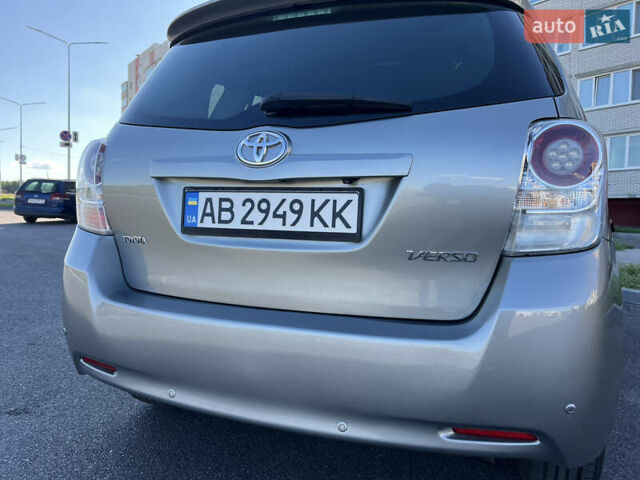 Серый Тойота Версо, объемом двигателя 2.2 л и пробегом 167 тыс. км за 10700 $, фото 13 на Automoto.ua