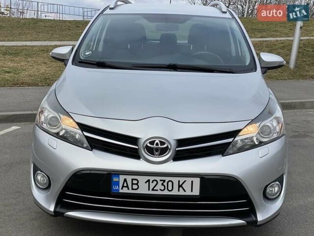 Серый Тойота Версо, объемом двигателя 1.6 л и пробегом 173 тыс. км за 10950 $, фото 18 на Automoto.ua
