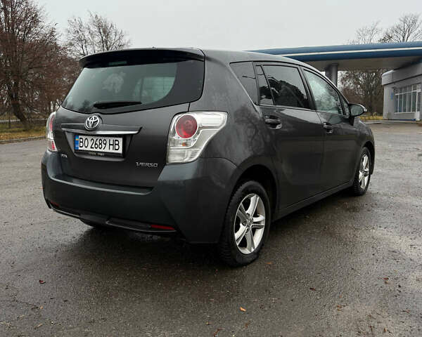 Сірий Тойота Версо, об'ємом двигуна 1.6 л та пробігом 183 тис. км за 10200 $, фото 3 на Automoto.ua