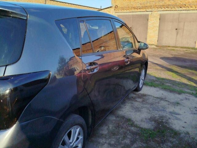 Серый Тойота Версо, объемом двигателя 1.6 л и пробегом 244 тыс. км за 11500 $, фото 14 на Automoto.ua