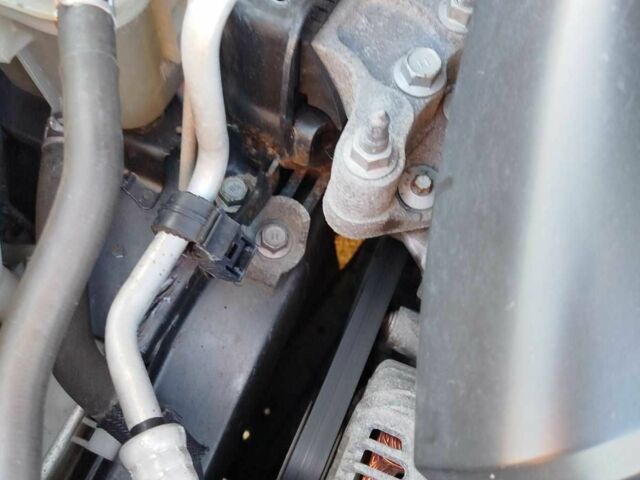 Серый Тойота Версо, объемом двигателя 1.6 л и пробегом 244 тыс. км за 11500 $, фото 19 на Automoto.ua