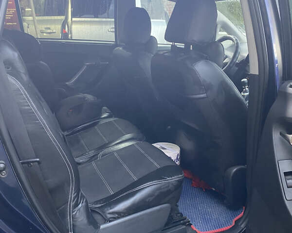 Синий Тойота Версо, объемом двигателя 2.2 л и пробегом 250 тыс. км за 8000 $, фото 23 на Automoto.ua