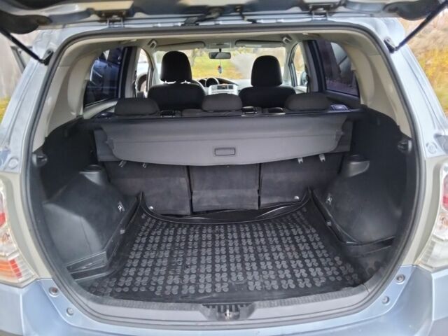 Синий Тойота Версо, объемом двигателя 2 л и пробегом 202 тыс. км за 8700 $, фото 10 на Automoto.ua