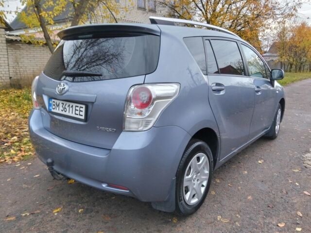 Синий Тойота Версо, объемом двигателя 2 л и пробегом 202 тыс. км за 8700 $, фото 5 на Automoto.ua