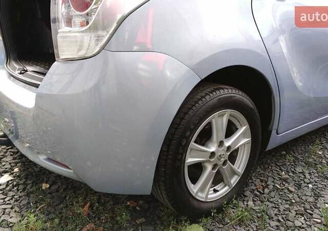 Синій Тойота Версо, об'ємом двигуна 2 л та пробігом 231 тис. км за 9200 $, фото 10 на Automoto.ua