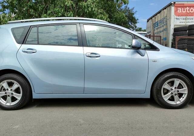 Синій Тойота Версо, об'ємом двигуна 2 л та пробігом 231 тис. км за 9200 $, фото 11 на Automoto.ua