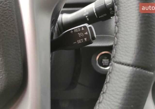 Синій Тойота Версо, об'ємом двигуна 2 л та пробігом 231 тис. км за 9200 $, фото 6 на Automoto.ua