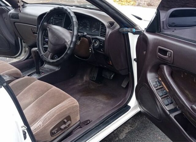 Білий Тойота Віста, об'ємом двигуна 1.8 л та пробігом 380 тис. км за 1700 $, фото 5 на Automoto.ua