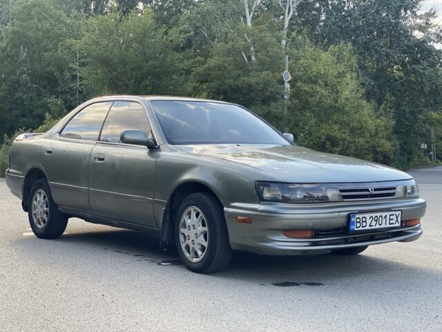 Серый Тойота Виста, объемом двигателя 2 л и пробегом 400 тыс. км за 1800 $, фото 8 на Automoto.ua