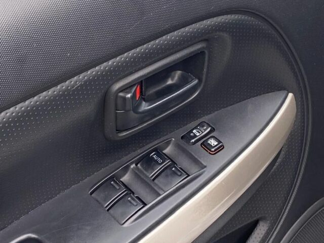 Серый Тойота ХА, объемом двигателя 1.5 л и пробегом 161 тыс. км за 5100 $, фото 7 на Automoto.ua