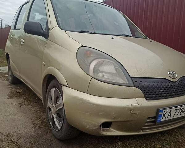 Бежевий Тойота Яріс Версо, об'ємом двигуна 1.3 л та пробігом 495 тис. км за 2500 $, фото 6 на Automoto.ua