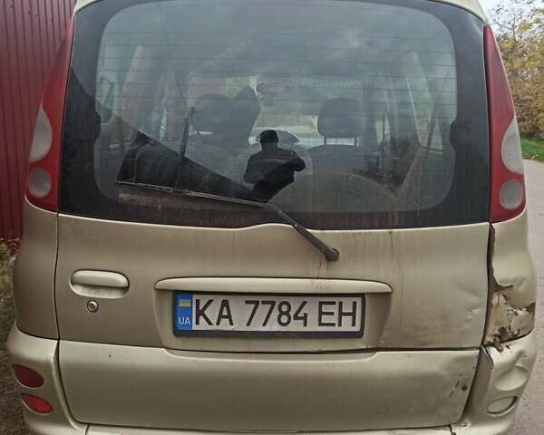 Бежевий Тойота Яріс Версо, об'ємом двигуна 1.3 л та пробігом 495 тис. км за 2500 $, фото 3 на Automoto.ua