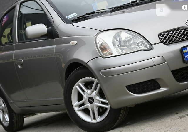 Тойота Яріс Версо, об'ємом двигуна 1.4 л та пробігом 260 тис. км за 3999 $, фото 6 на Automoto.ua