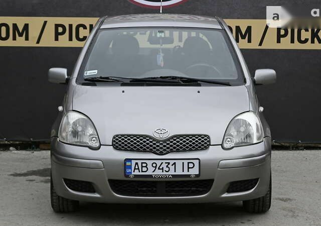 Тойота Яріс Версо, об'ємом двигуна 1.4 л та пробігом 260 тис. км за 3999 $, фото 7 на Automoto.ua