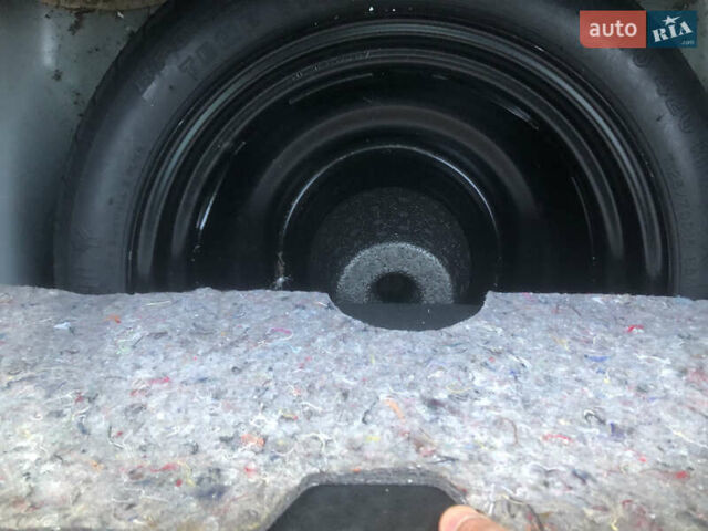 Білий Тойота Яріс, об'ємом двигуна 1.3 л та пробігом 190 тис. км за 6900 $, фото 10 на Automoto.ua