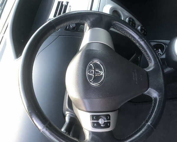 Білий Тойота Яріс, об'ємом двигуна 1.3 л та пробігом 190 тис. км за 6900 $, фото 14 на Automoto.ua