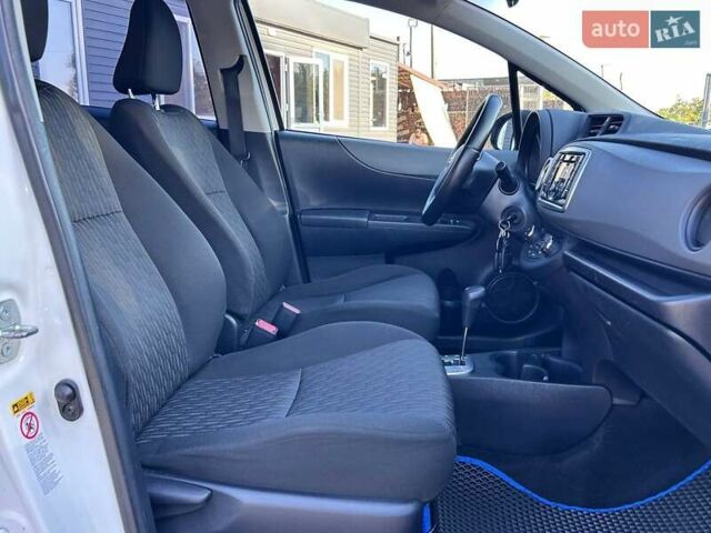 Білий Тойота Яріс, об'ємом двигуна 1.5 л та пробігом 225 тис. км за 10500 $, фото 29 на Automoto.ua