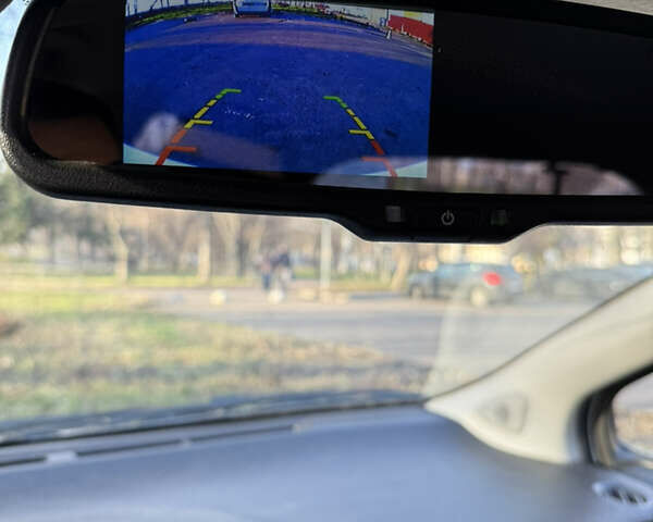 Белый Тойота Ярис, объемом двигателя 1 л и пробегом 249 тыс. км за 5600 $, фото 20 на Automoto.ua