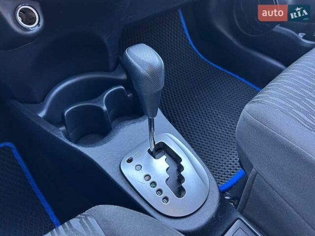 Білий Тойота Яріс, об'ємом двигуна 1.5 л та пробігом 225 тис. км за 10500 $, фото 21 на Automoto.ua