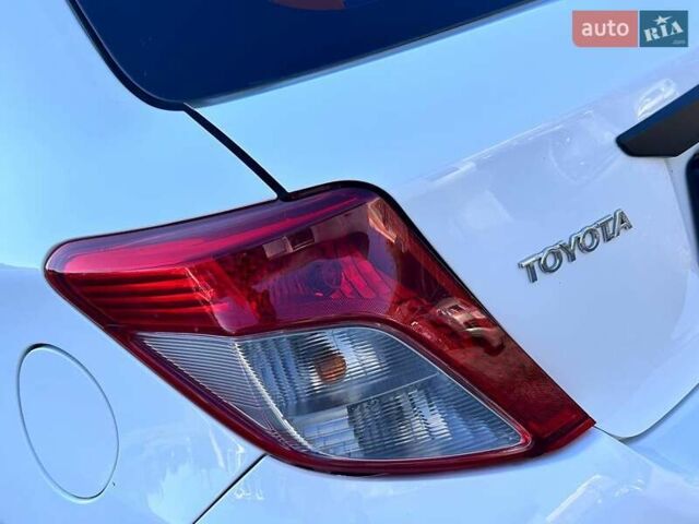Білий Тойота Яріс, об'ємом двигуна 1.5 л та пробігом 225 тис. км за 10500 $, фото 10 на Automoto.ua