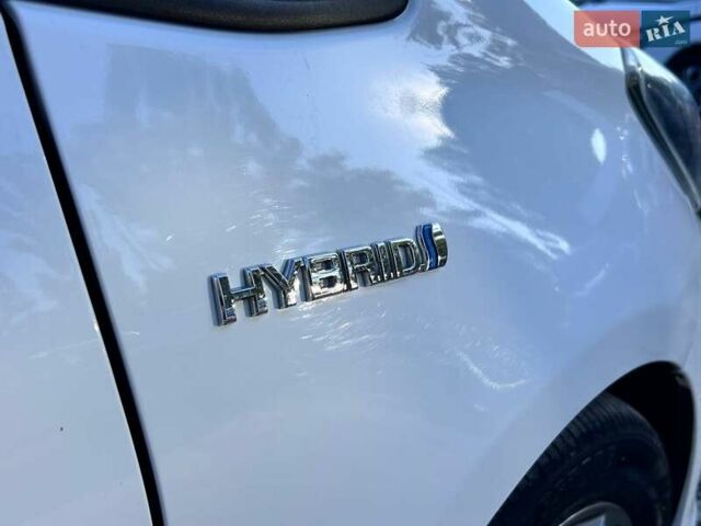 Білий Тойота Яріс, об'ємом двигуна 1.5 л та пробігом 225 тис. км за 10500 $, фото 33 на Automoto.ua