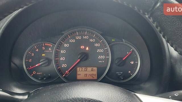 Білий Тойота Яріс, об'ємом двигуна 1.36 л та пробігом 191 тис. км за 7500 $, фото 1 на Automoto.ua