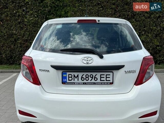 Белый Тойота Ярис, объемом двигателя 1 л и пробегом 142 тыс. км за 4999 $, фото 10 на Automoto.ua