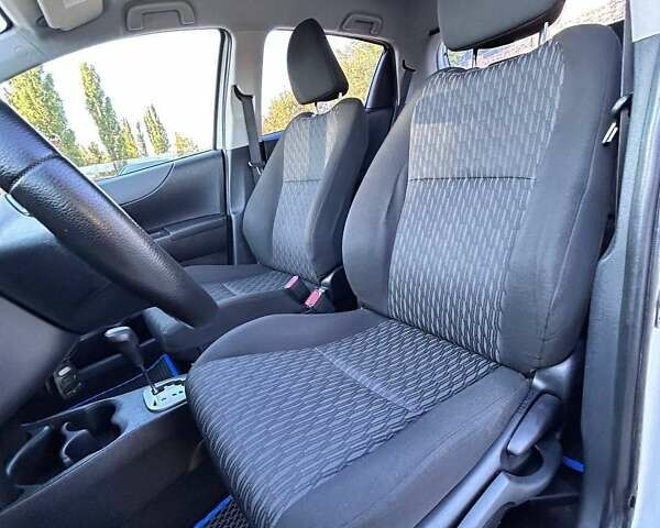 Білий Тойота Яріс, об'ємом двигуна 1.5 л та пробігом 225 тис. км за 10500 $, фото 14 на Automoto.ua